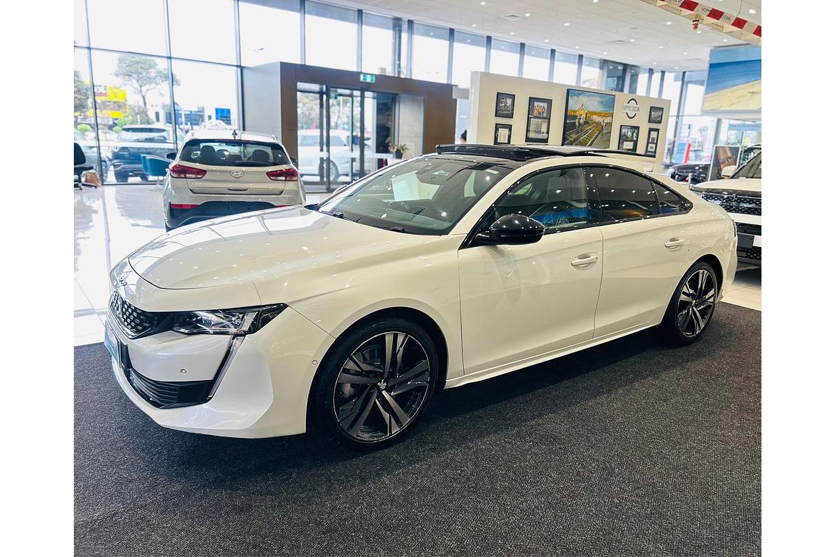 2022 Peugeot 508 GT R8