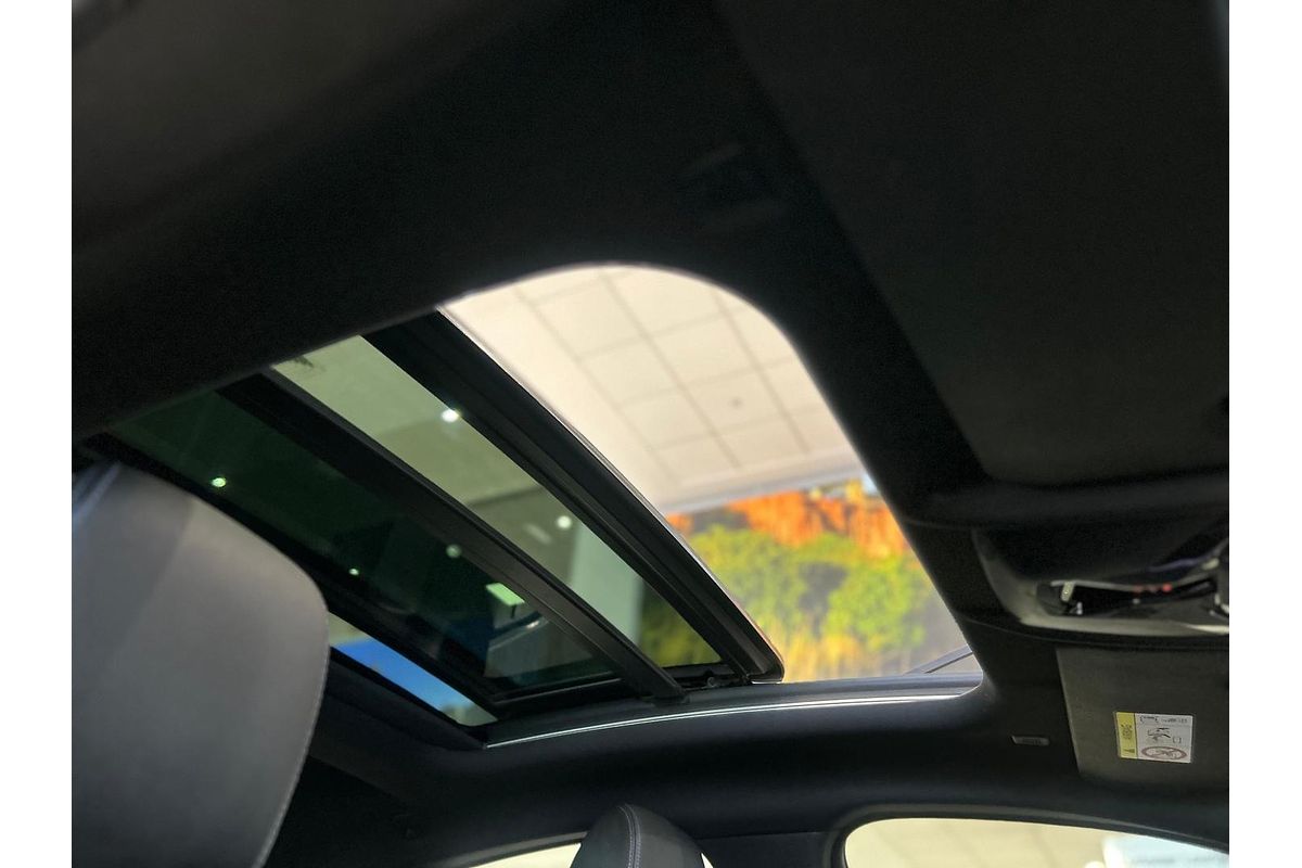 2023 BMW 2 Series 220i M Sport F44