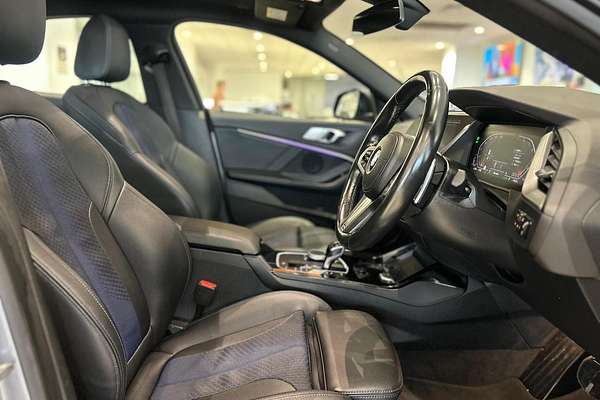 2023 BMW 2 Series 220i M Sport F44