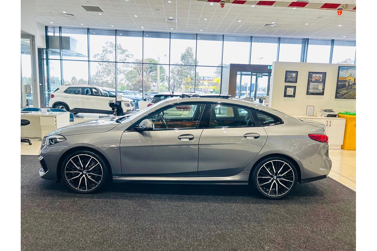 2023 BMW 2 Series 220i M Sport F44