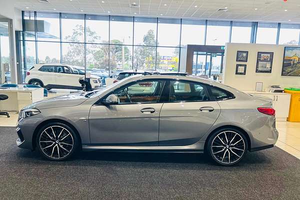 2023 BMW 2 Series 220i M Sport F44