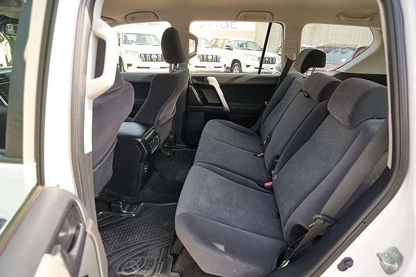 2022 Toyota Landcruiser Prado GX GDJ150R