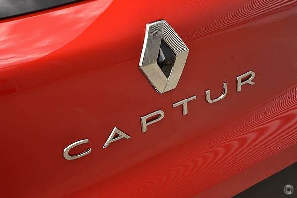 2022 Renault Captur Life XJB