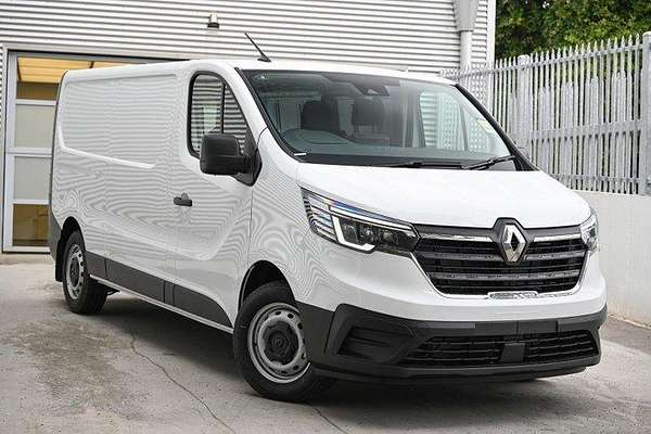 2023 Renault Trafic Pro X82 SWB Low Roof