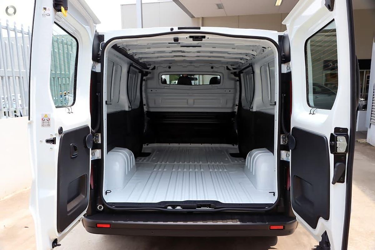 2023 Renault Trafic Pro X82 SWB Low Roof