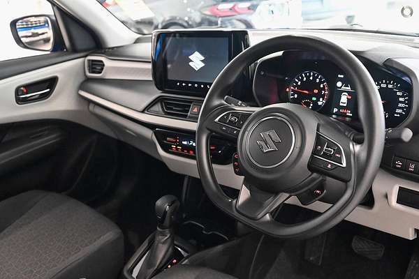 2025 Suzuki Swift Hybrid UZ
