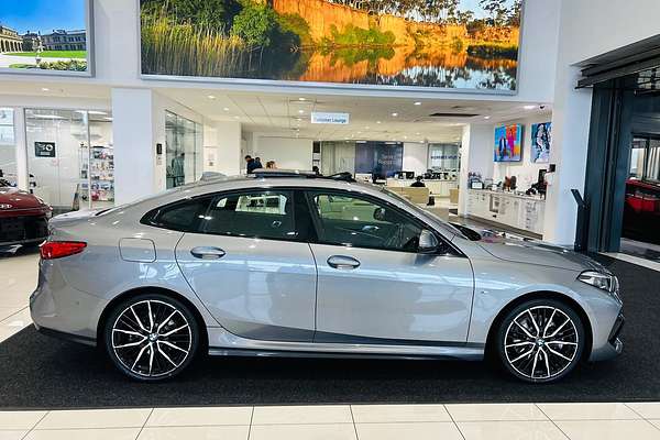 2023 BMW 2 Series 220i M Sport F44