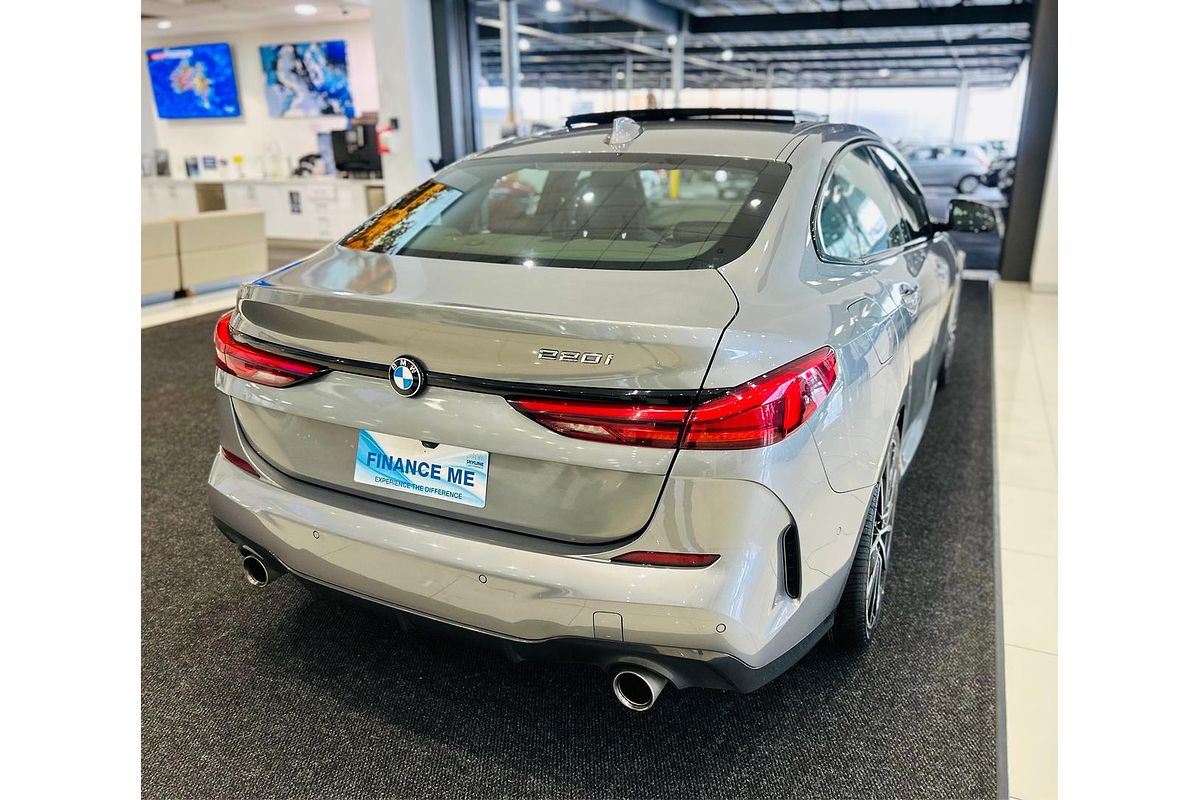 2023 BMW 2 Series 220i M Sport F44