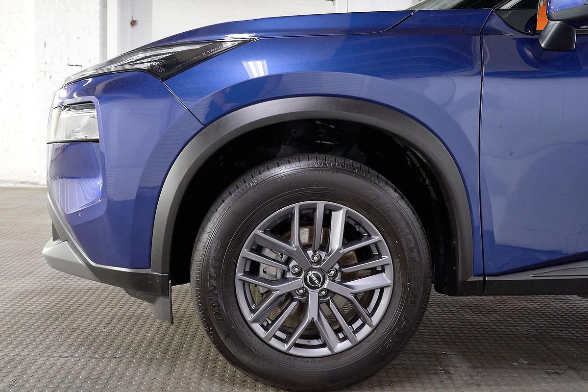 2024 Nissan X-TRAIL ST T33