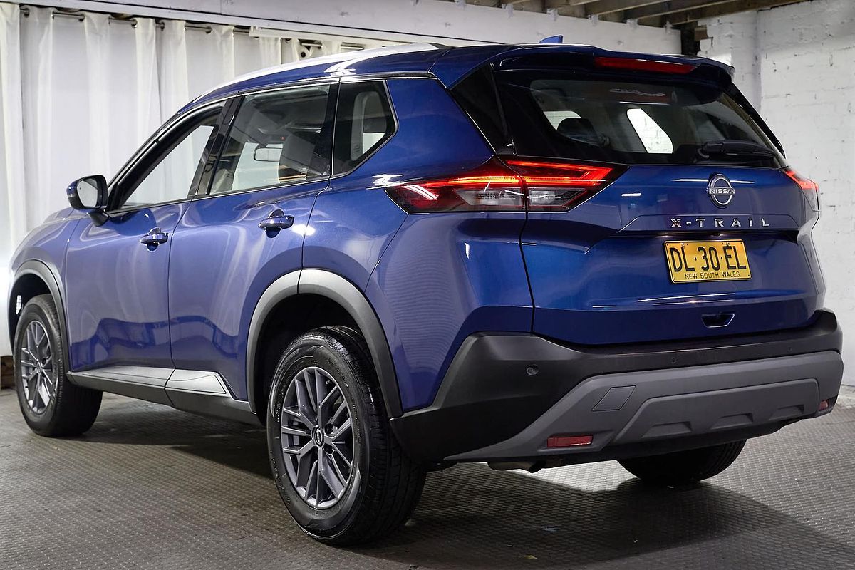 2024 Nissan X-TRAIL ST T33