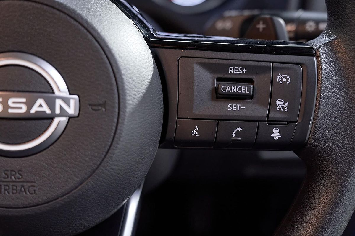 2024 Nissan X-TRAIL ST T33