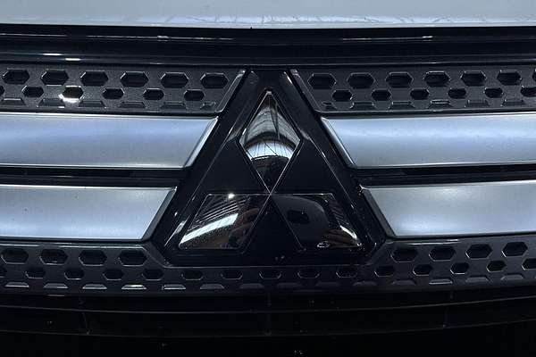 2020 Mitsubishi Outlander LS ZL