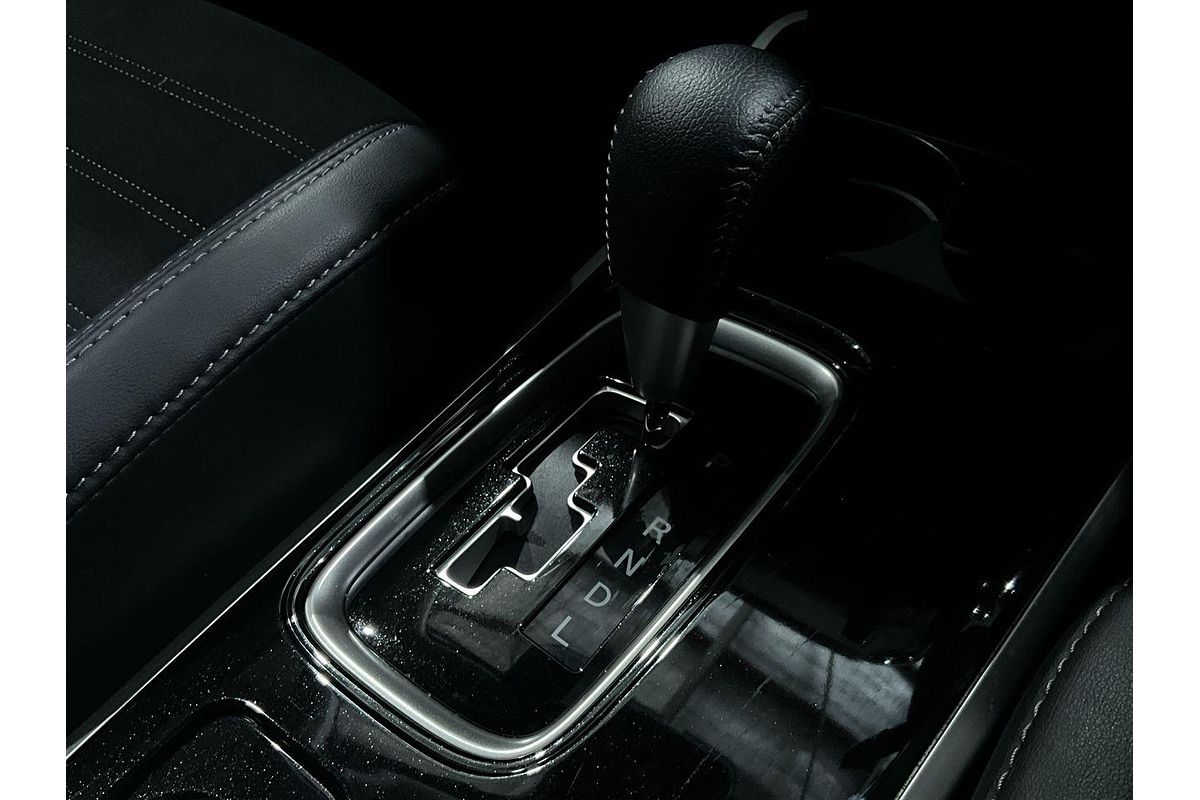 2020 Mitsubishi Outlander LS ZL