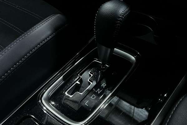 2020 Mitsubishi Outlander LS ZL