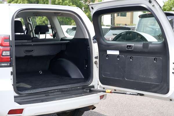 2022 Toyota Landcruiser Prado GX GDJ150R