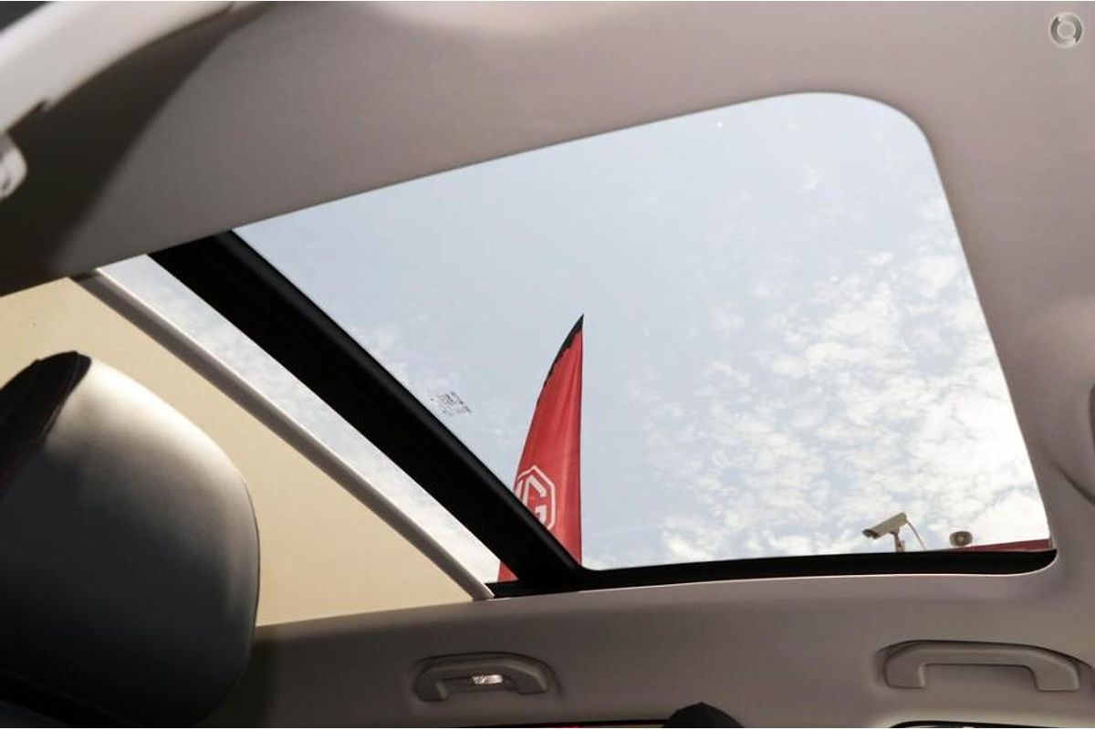 2025 MG HS Hybrid+ Essence AS33H