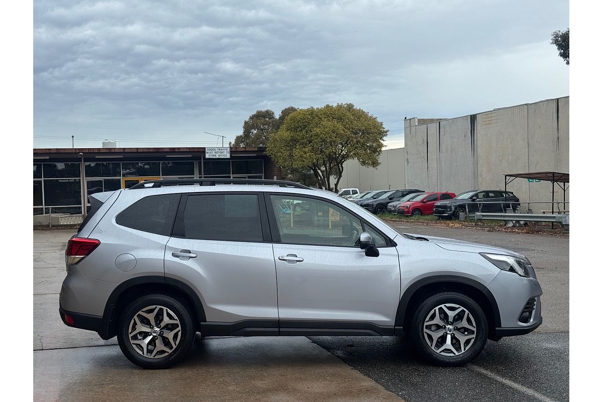 2023 Subaru Forester 2.5i S5
