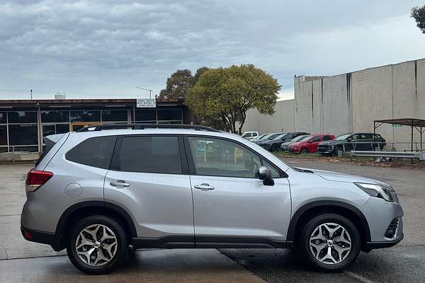 2023 Subaru Forester 2.5i S5