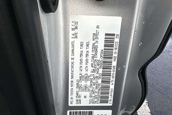 2022 Toyota Tacoma SR