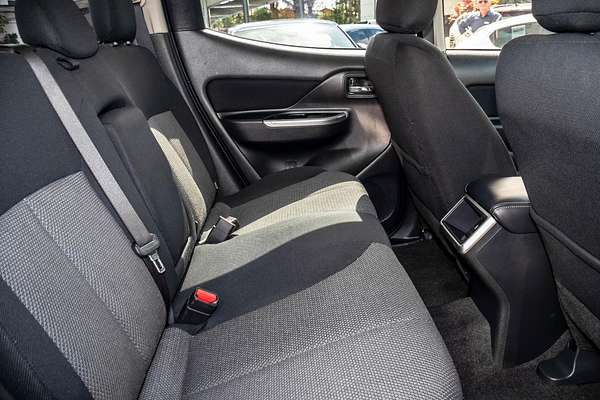 2020 Mitsubishi Triton GLS MR 4X4