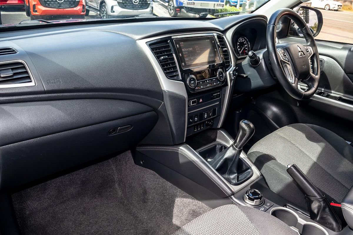 2020 Mitsubishi Triton GLS MR 4X4