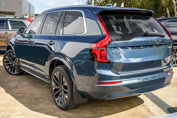 2025 Volvo XC90 Ultra B5 Bright