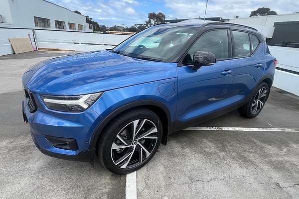 2021 Volvo XC40 Recharge Plug-In Hybrid