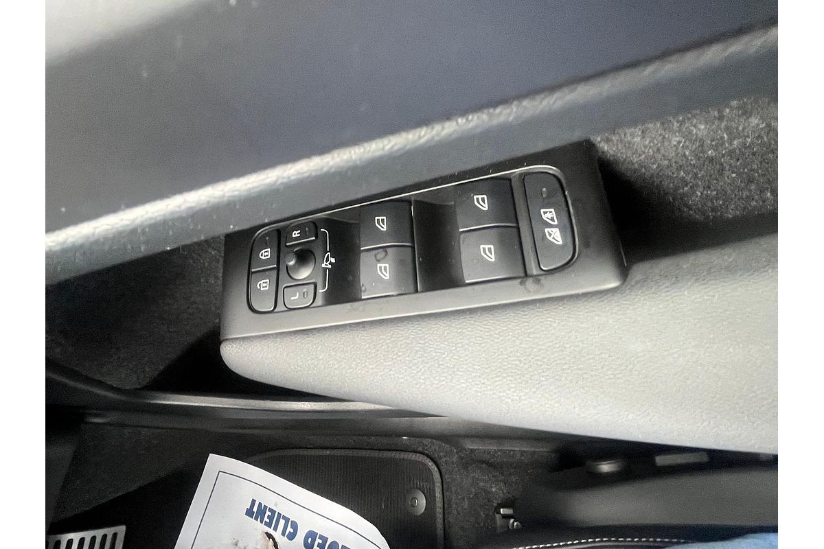 2021 Volvo XC40 Recharge Plug-In Hybrid