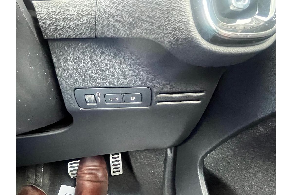 2021 Volvo XC40 Recharge Plug-In Hybrid