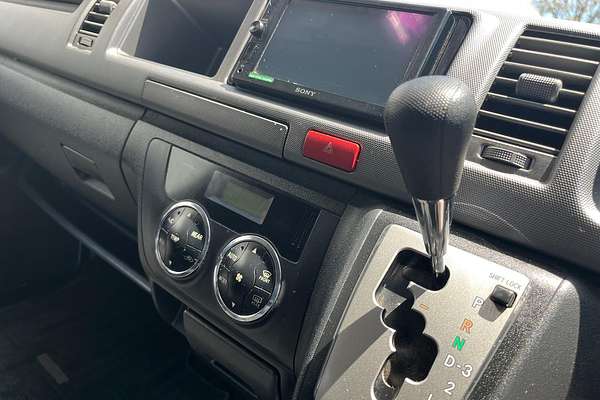 2011 Toyota Hiace Commuter Grand Cabin TRH224W