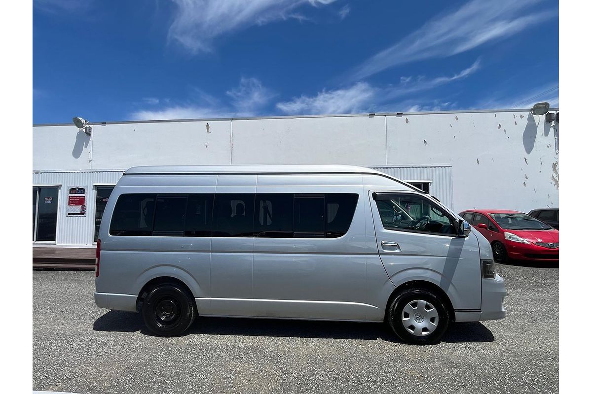 2011 Toyota Hiace Commuter Grand Cabin TRH224W