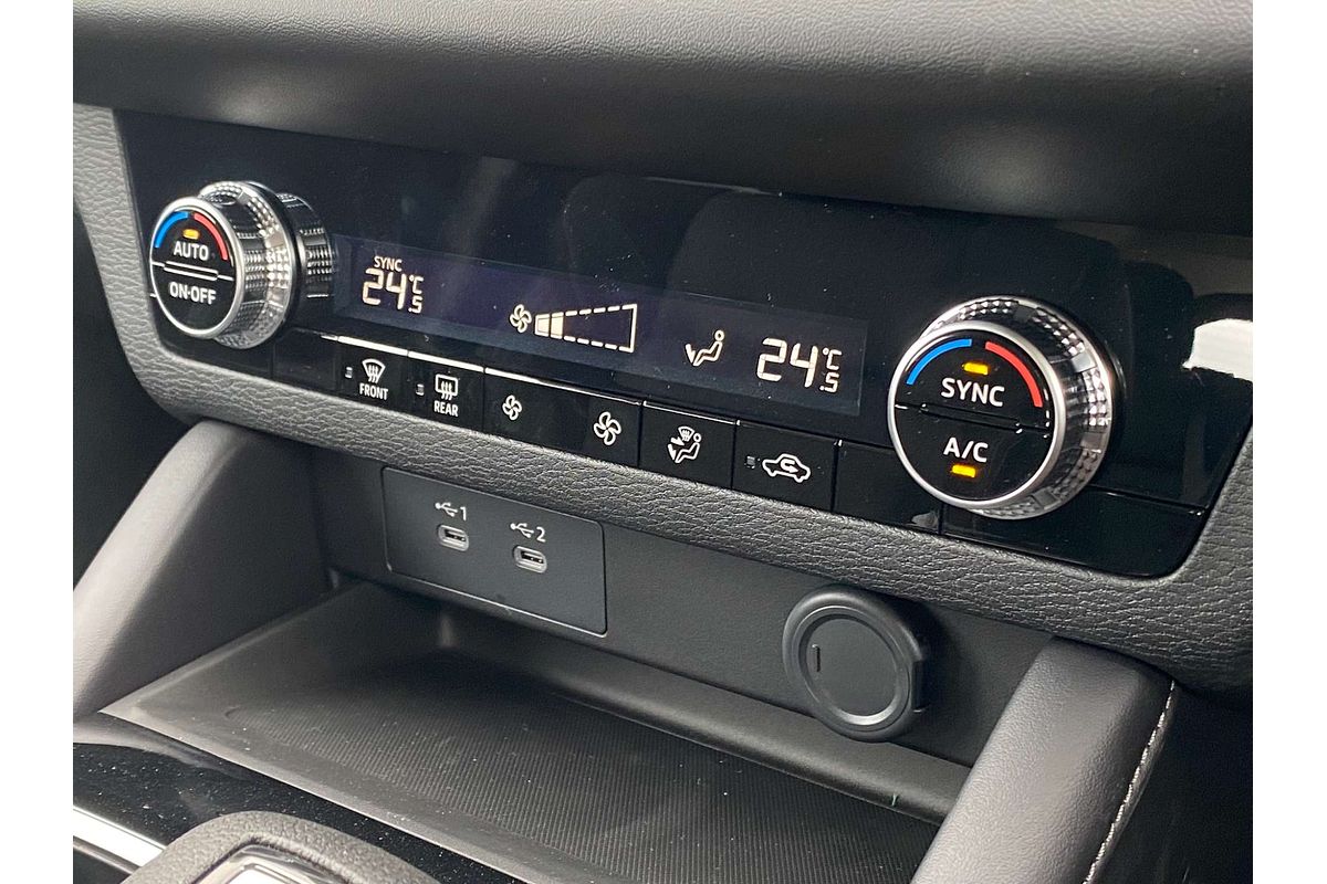 2025 Mitsubishi Outlander ES ZM