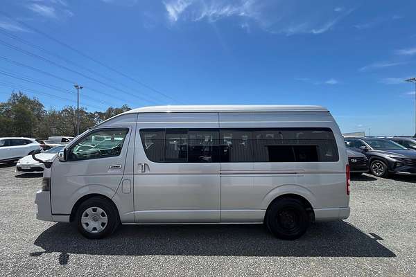 2011 Toyota Hiace Commuter Grand Cabin TRH224W