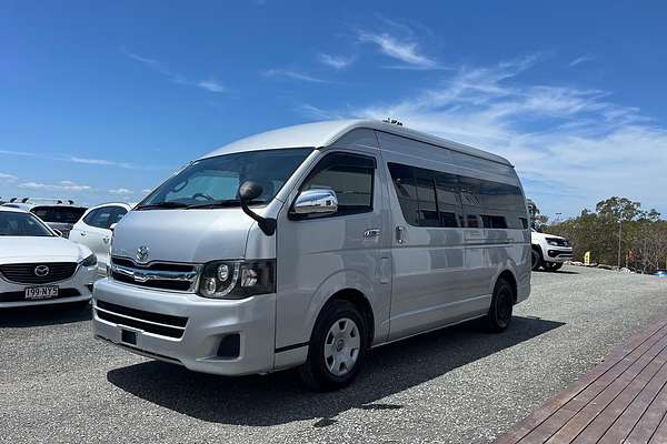 2011 Toyota Hiace Commuter Grand Cabin TRH224W