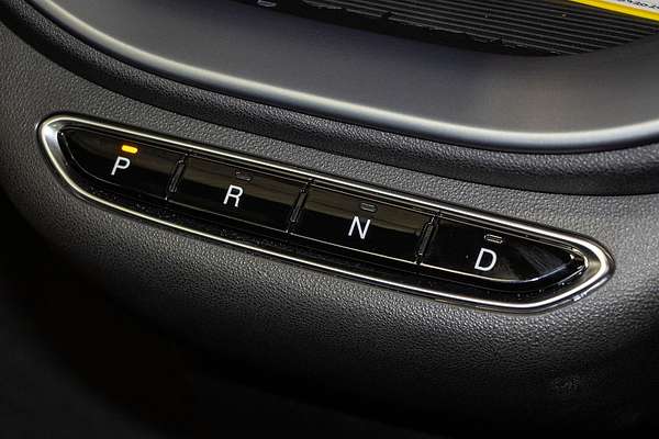 2023 Abarth 500e Scorpionissima