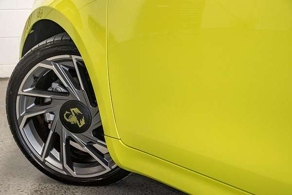 2023 Abarth 500e Scorpionissima