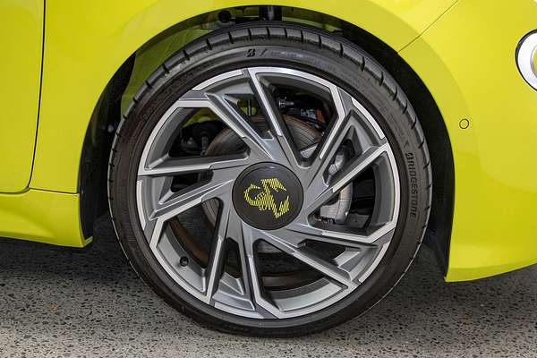 2023 Abarth 500e Scorpionissima