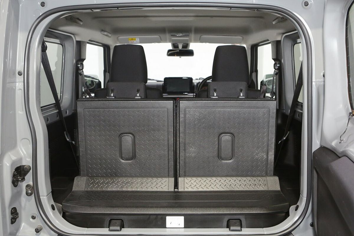 2022 Suzuki Jimny GLX GJ