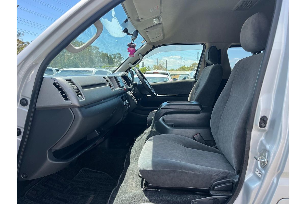 2011 Toyota Hiace Commuter Grand Cabin TRH224W