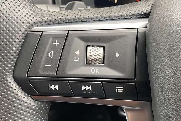 2025 Mitsubishi Outlander ES ZM