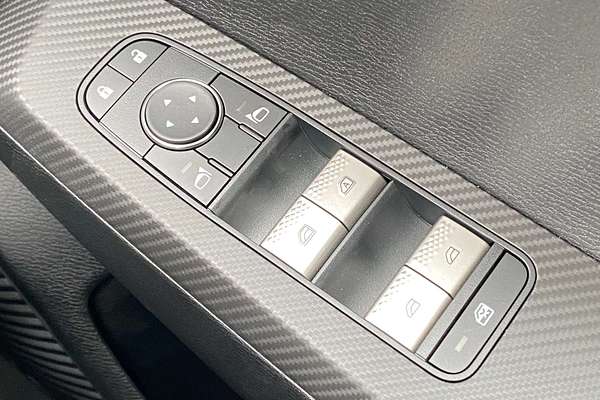 2025 Mitsubishi Outlander ES ZM