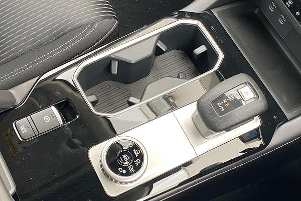 2025 Mitsubishi Outlander ES ZM