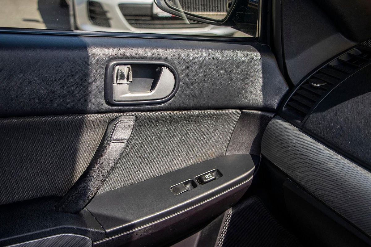 2007 Mitsubishi 380 VR-X DB Series 2