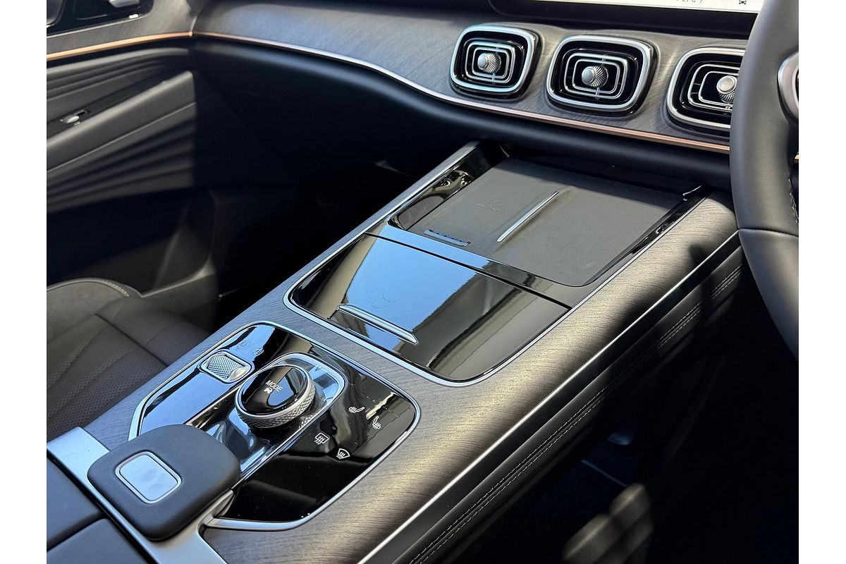 2025 Jaecoo J8 Track