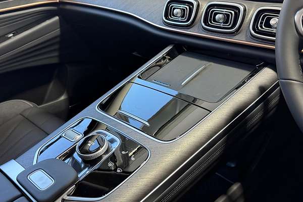 2025 Jaecoo J8 Track