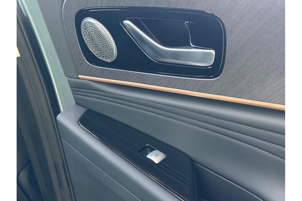 2025 Jaecoo J8 Track