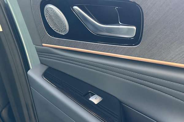 2025 Jaecoo J8 Track