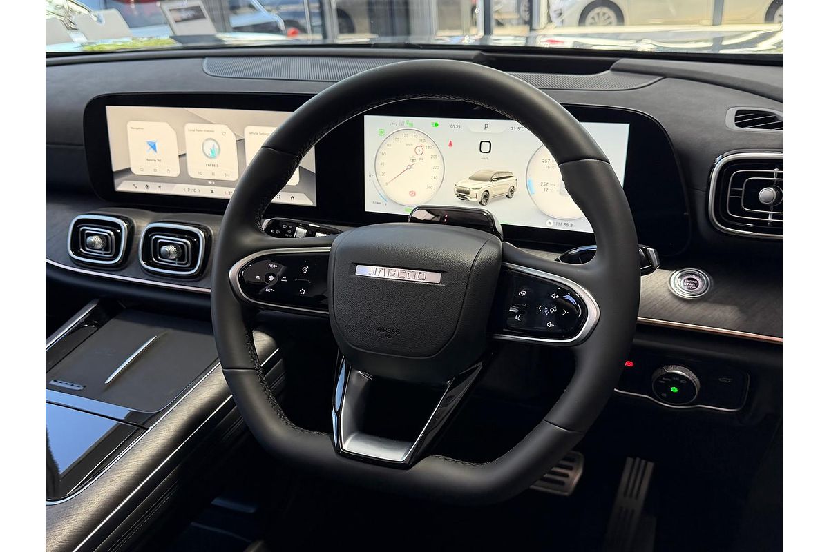 2025 Jaecoo J8 Track