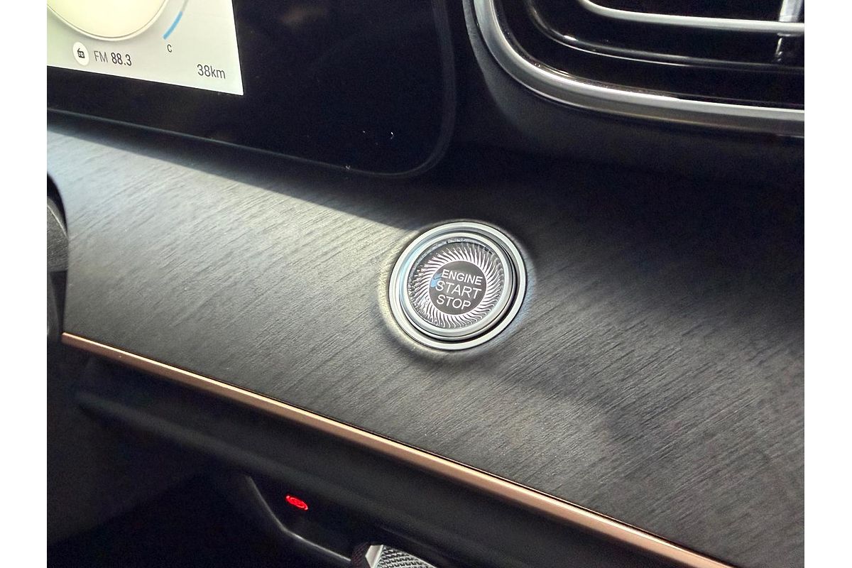 2025 Jaecoo J8 Track