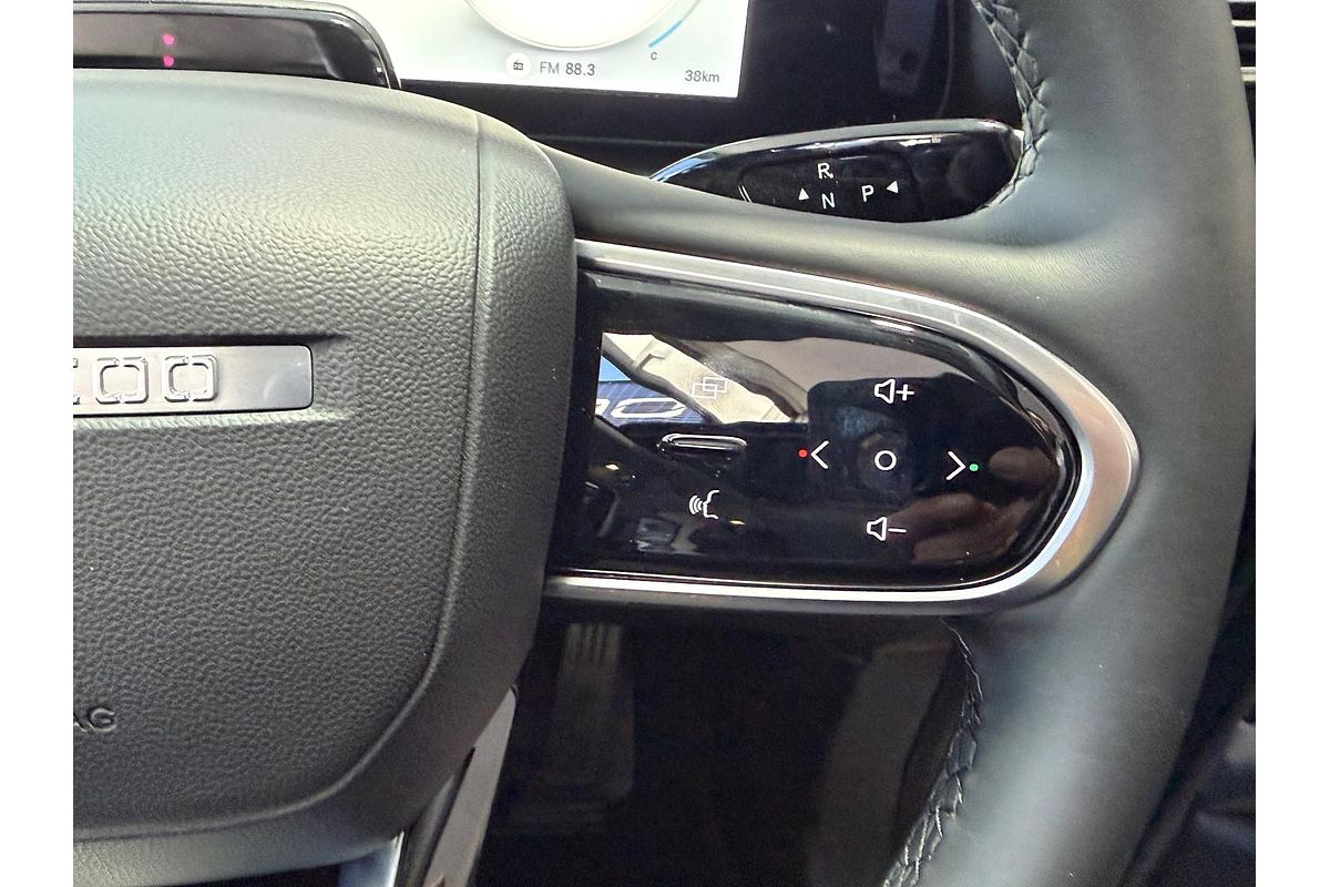 2025 Jaecoo J8 Track